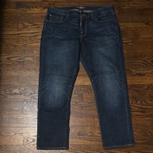 Mens Lucky Brand Jeans. 34/30